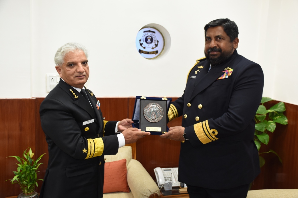 Visit by Commander of the Srilankan Navy